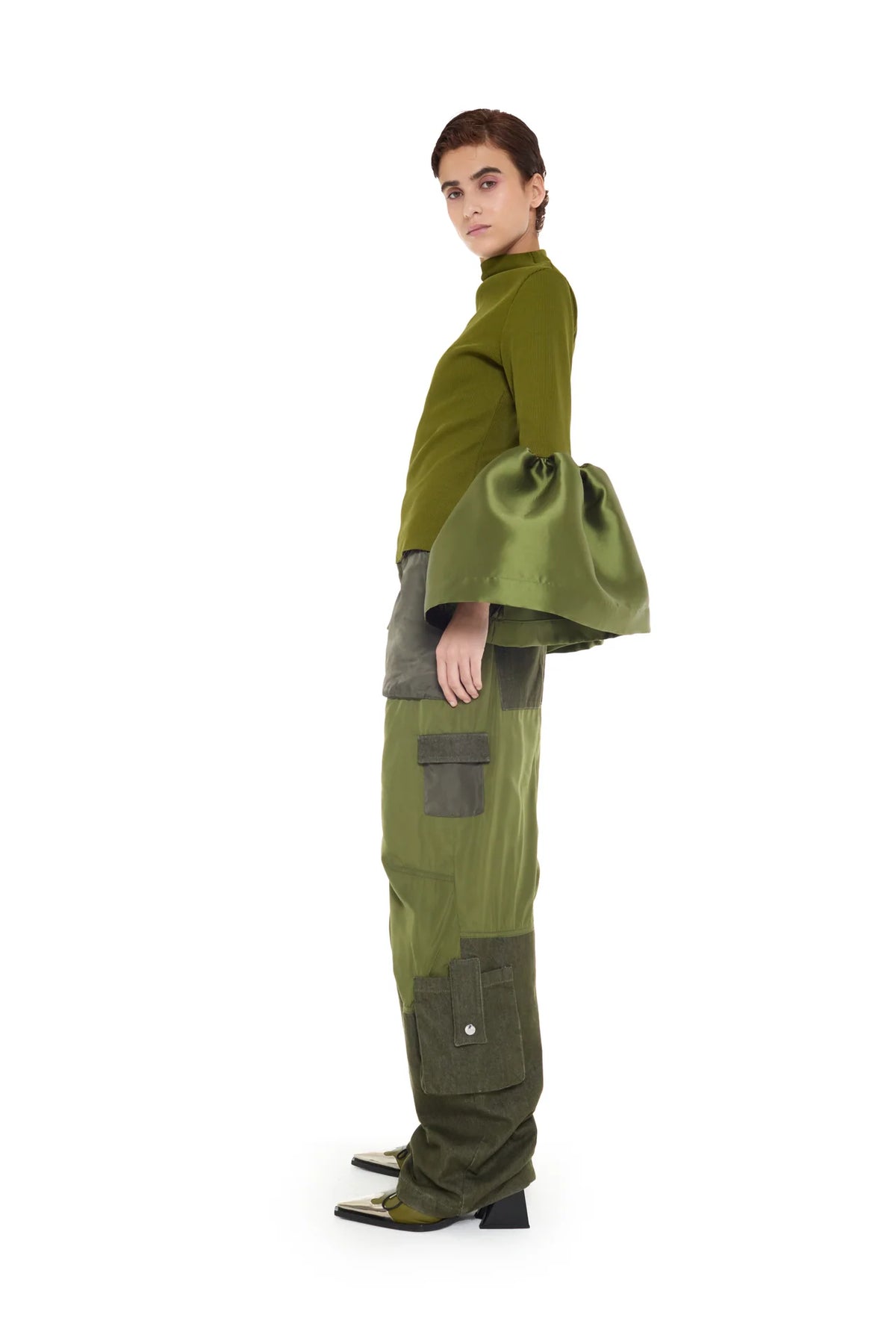 KHAKI TURTLE NECK PUFF SLEEVES TOP