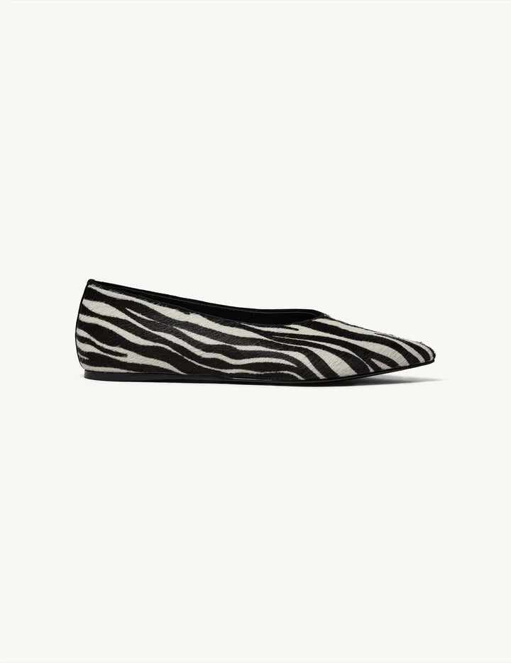 HAILEY PONY BALLERINA BLACK AND WHITE
