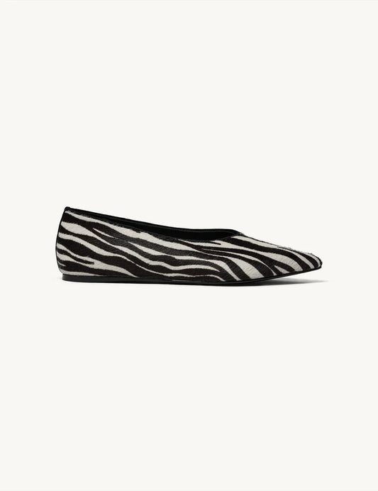 HAILEY PONY BALLERINA BLACK AND WHITE