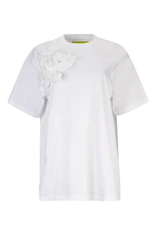 WHITE FLOWER APPLIQUE LOOSE T SHIRT