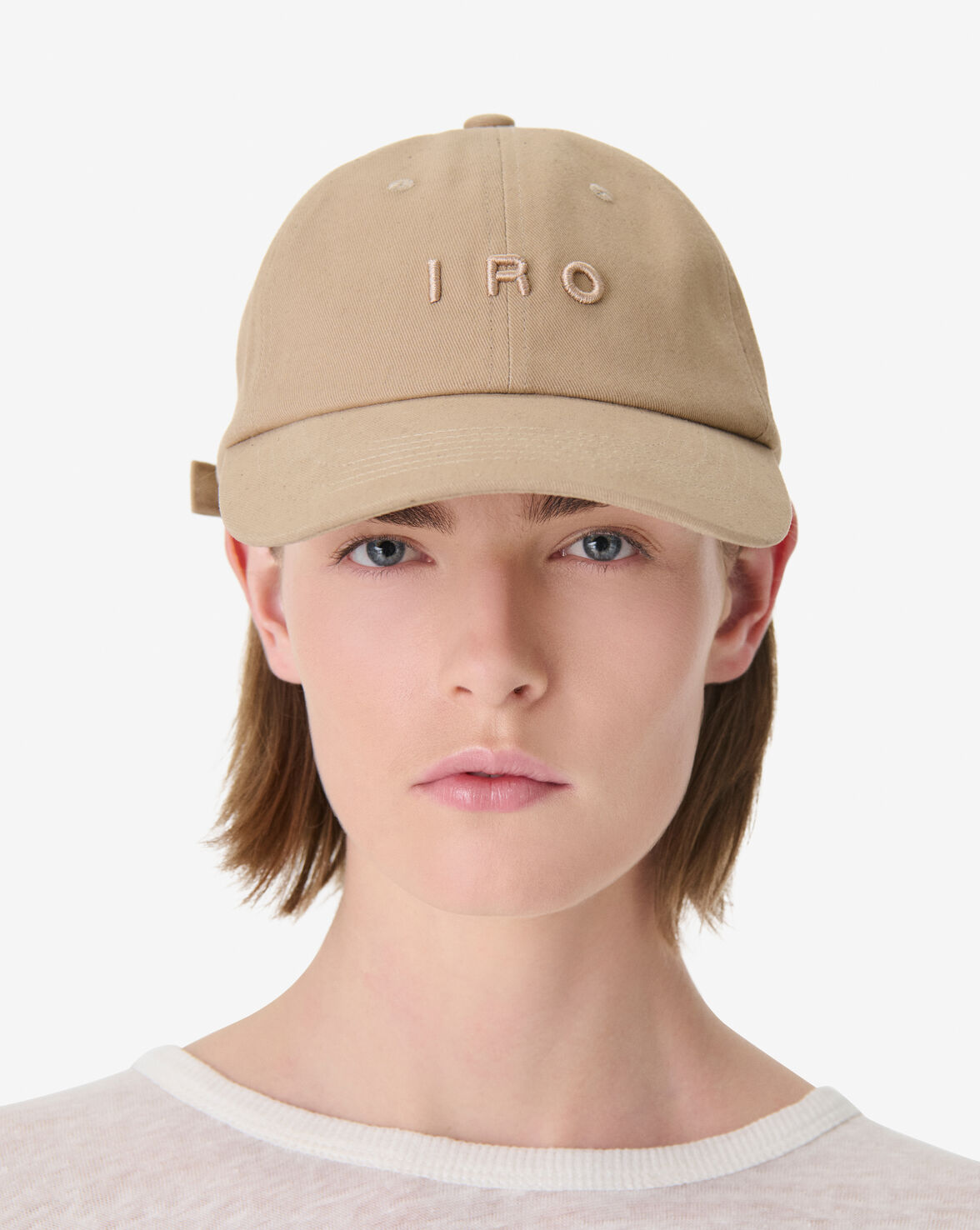 EMBROIDERED CAP