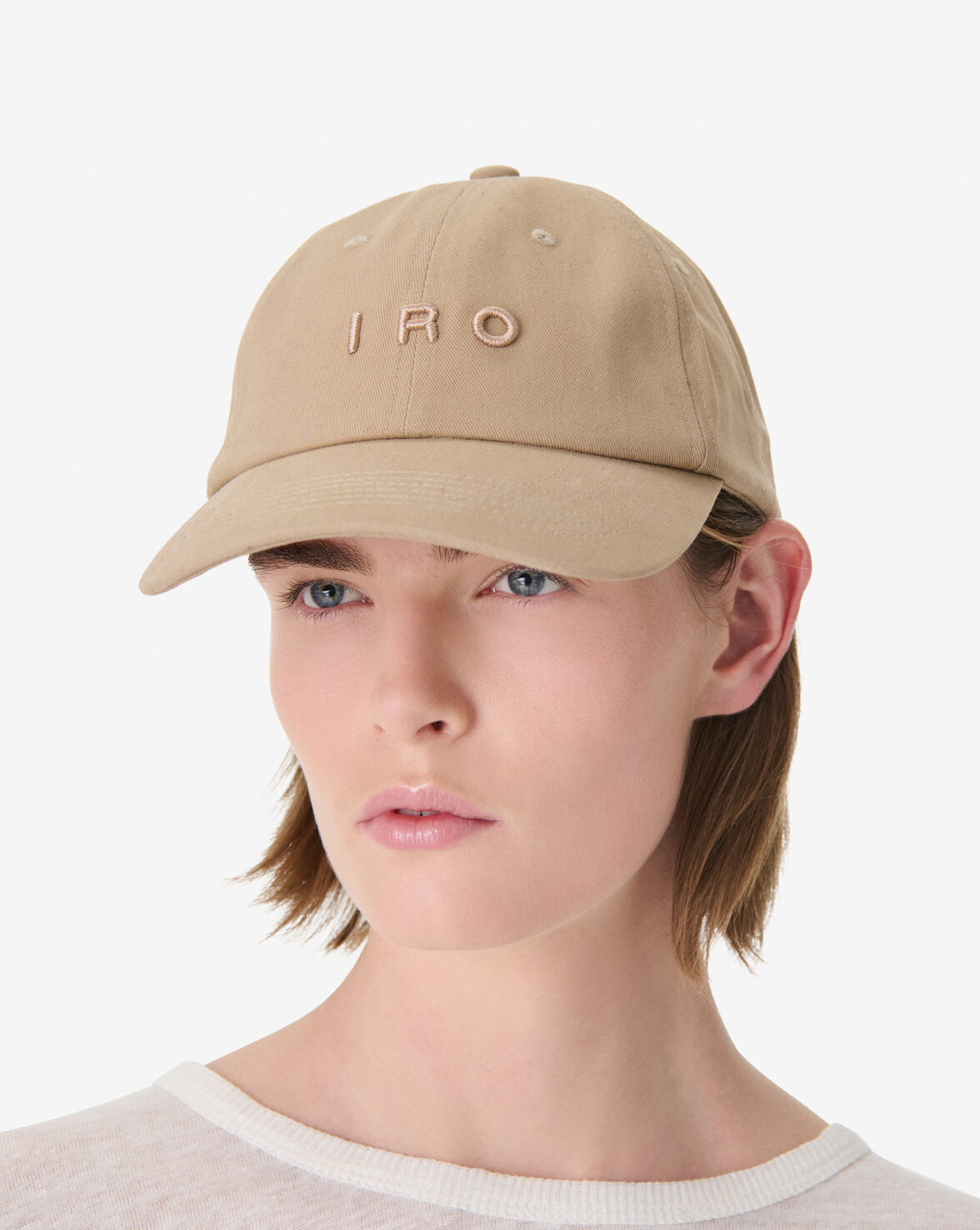 EMBROIDERED CAP