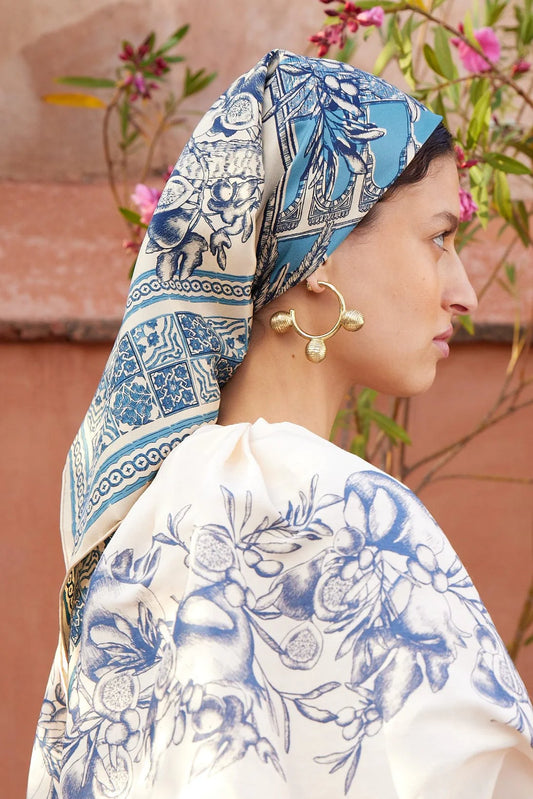 VILLA ROMANTICA SILK SCARF